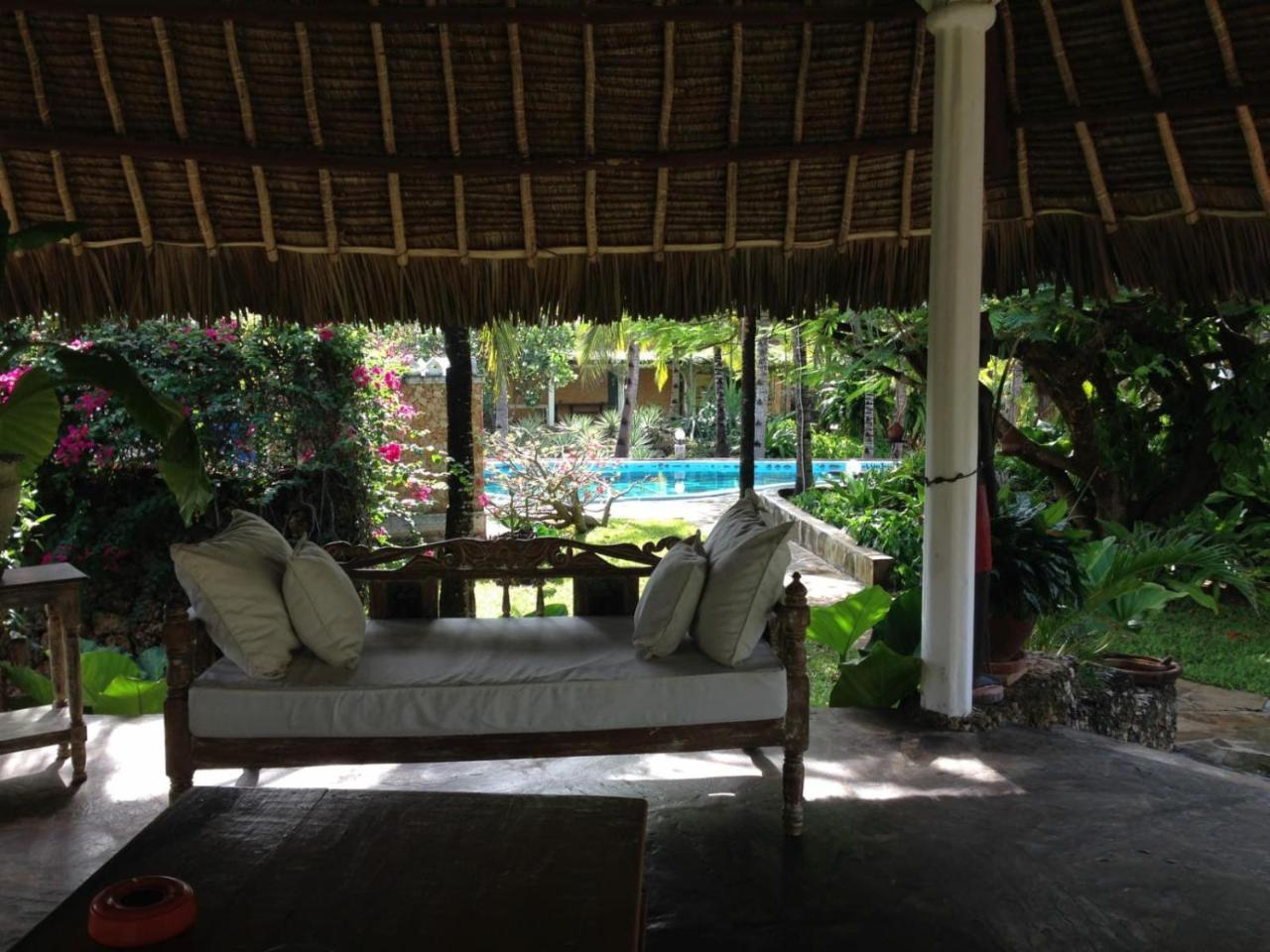 Pashmina House Bed & Breakfast Watamu Ngoại thất bức ảnh