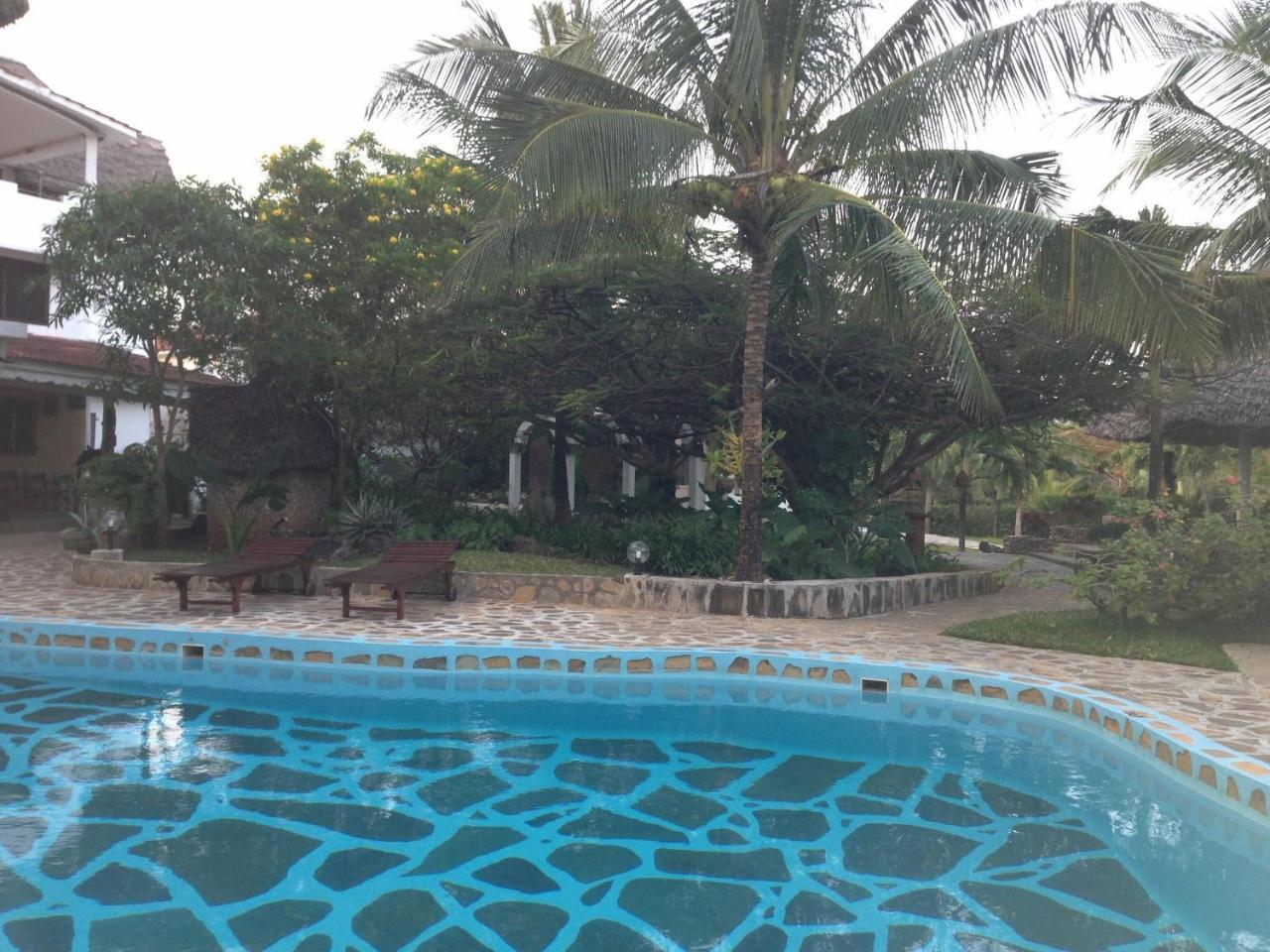 Pashmina House Bed & Breakfast Watamu Ngoại thất bức ảnh