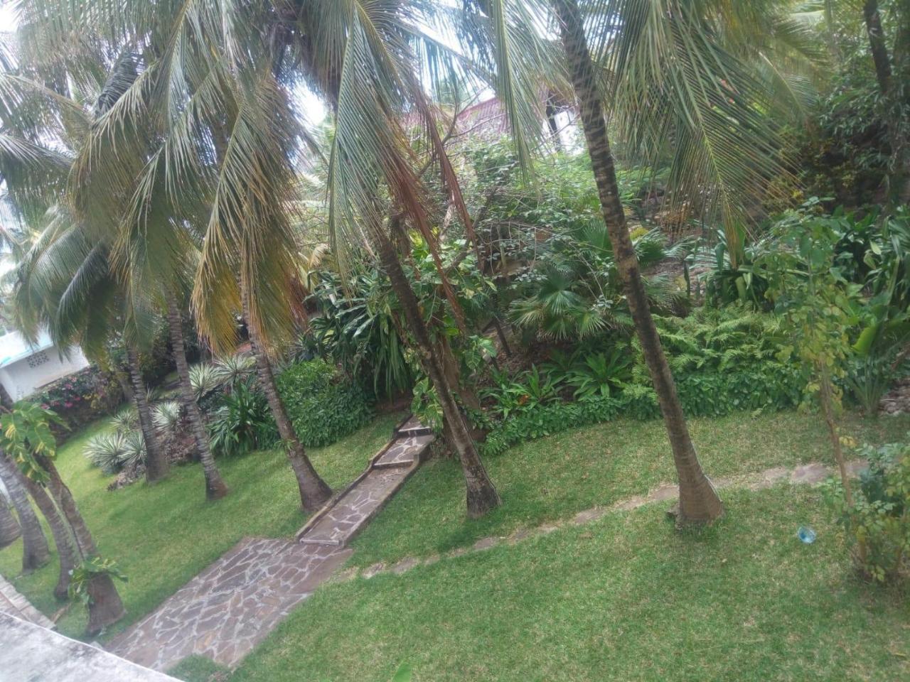 Pashmina House Bed & Breakfast Watamu Ngoại thất bức ảnh