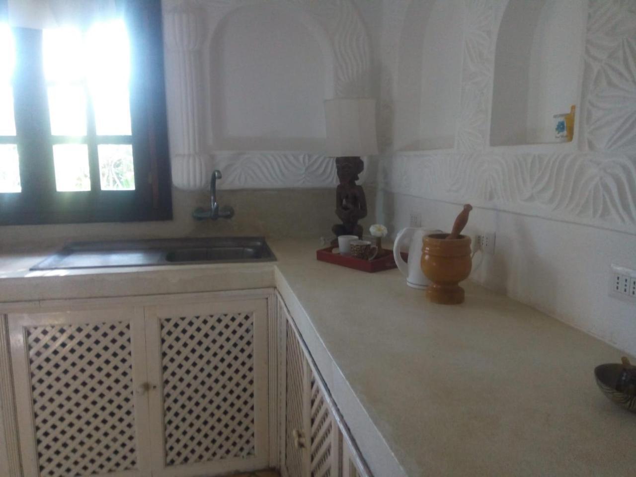 Pashmina House Bed & Breakfast Watamu Ngoại thất bức ảnh