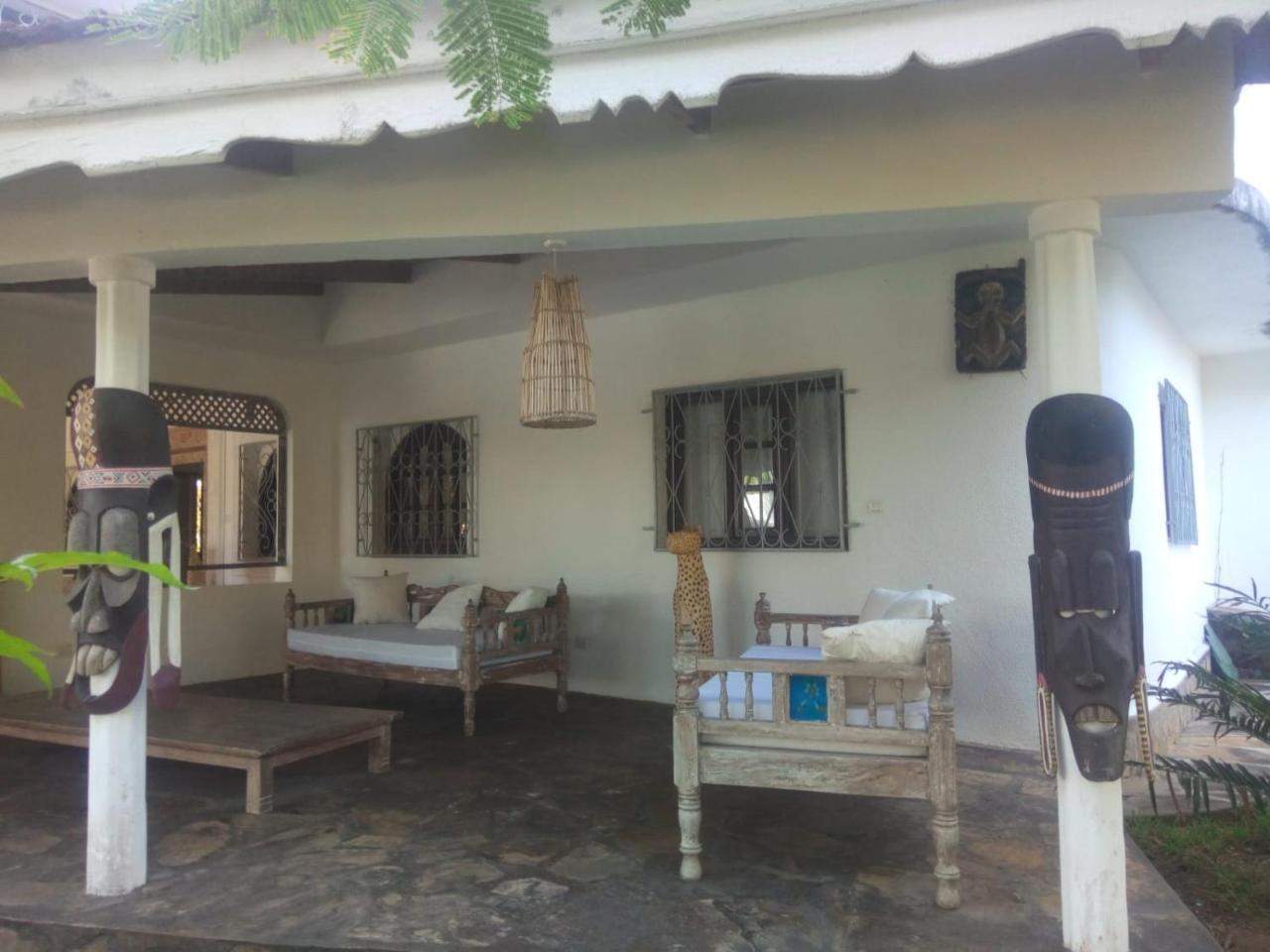 Pashmina House Bed & Breakfast Watamu Ngoại thất bức ảnh