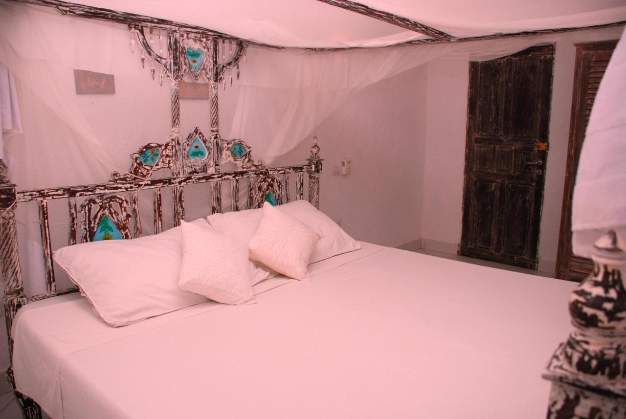 Pashmina House Bed & Breakfast Watamu Ngoại thất bức ảnh