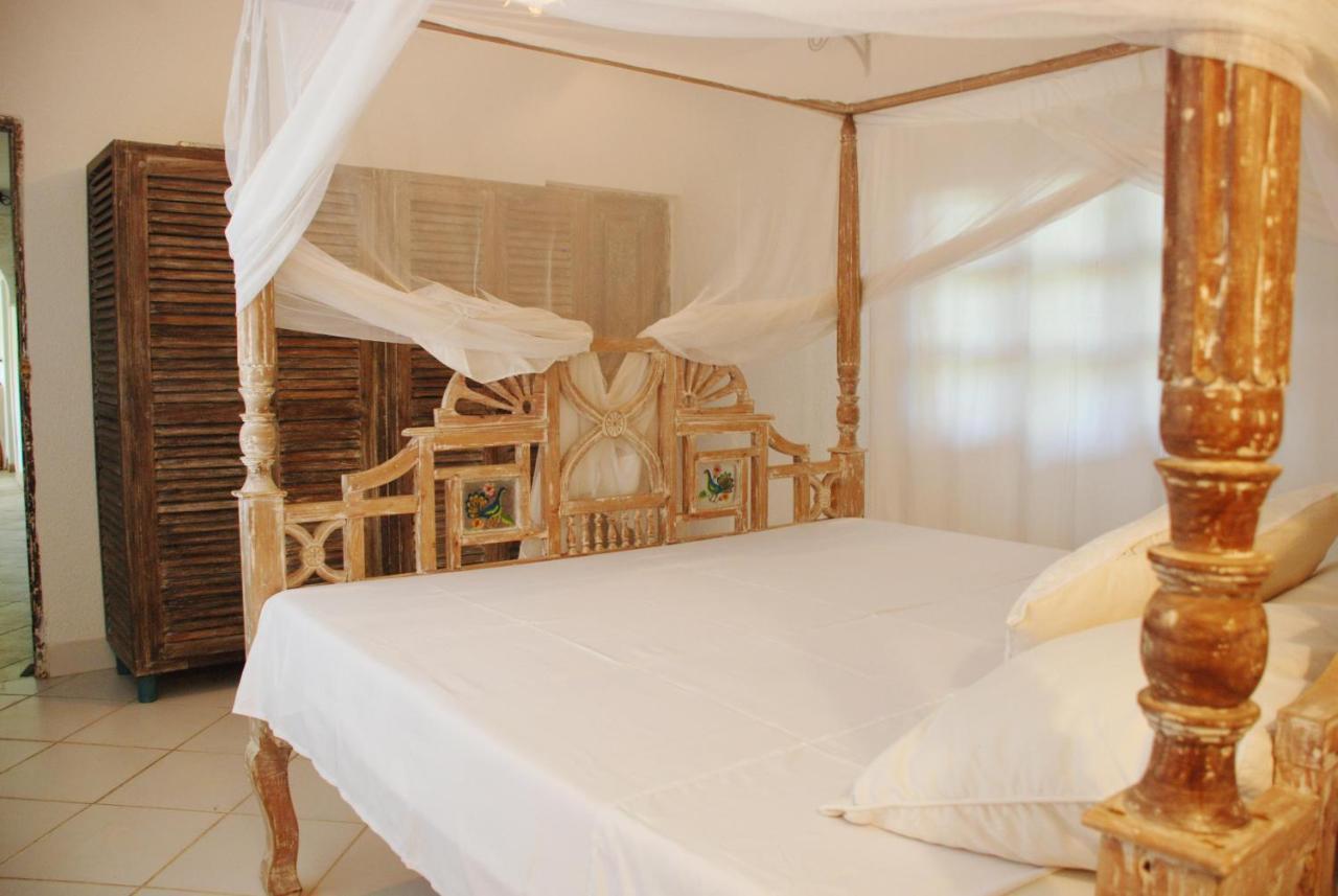 Pashmina House Bed & Breakfast Watamu Ngoại thất bức ảnh