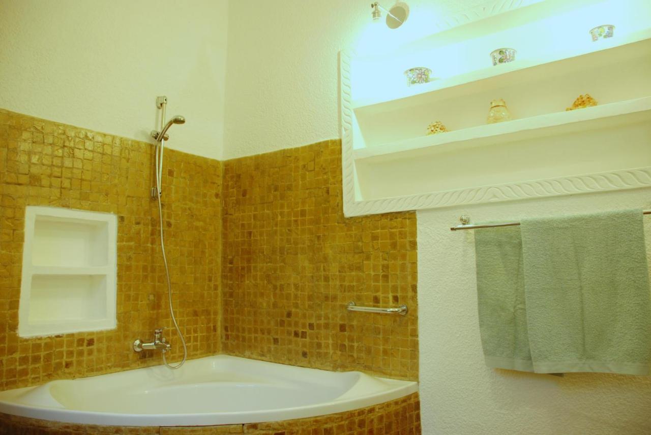 Pashmina House Bed & Breakfast Watamu Ngoại thất bức ảnh