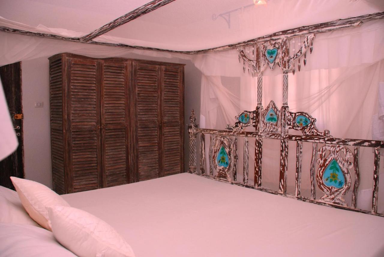 Pashmina House Bed & Breakfast Watamu Ngoại thất bức ảnh