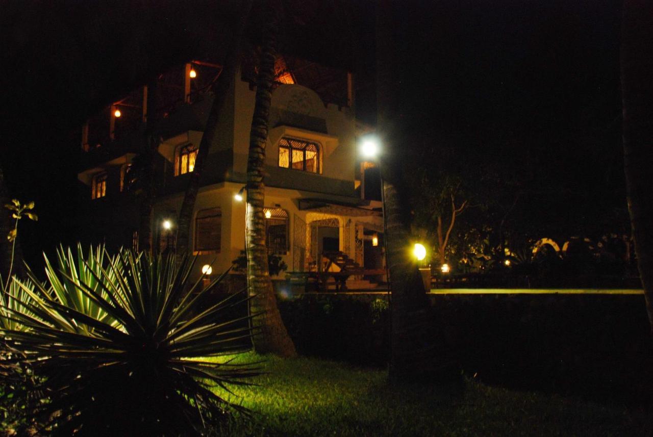 Pashmina House Bed & Breakfast Watamu Ngoại thất bức ảnh