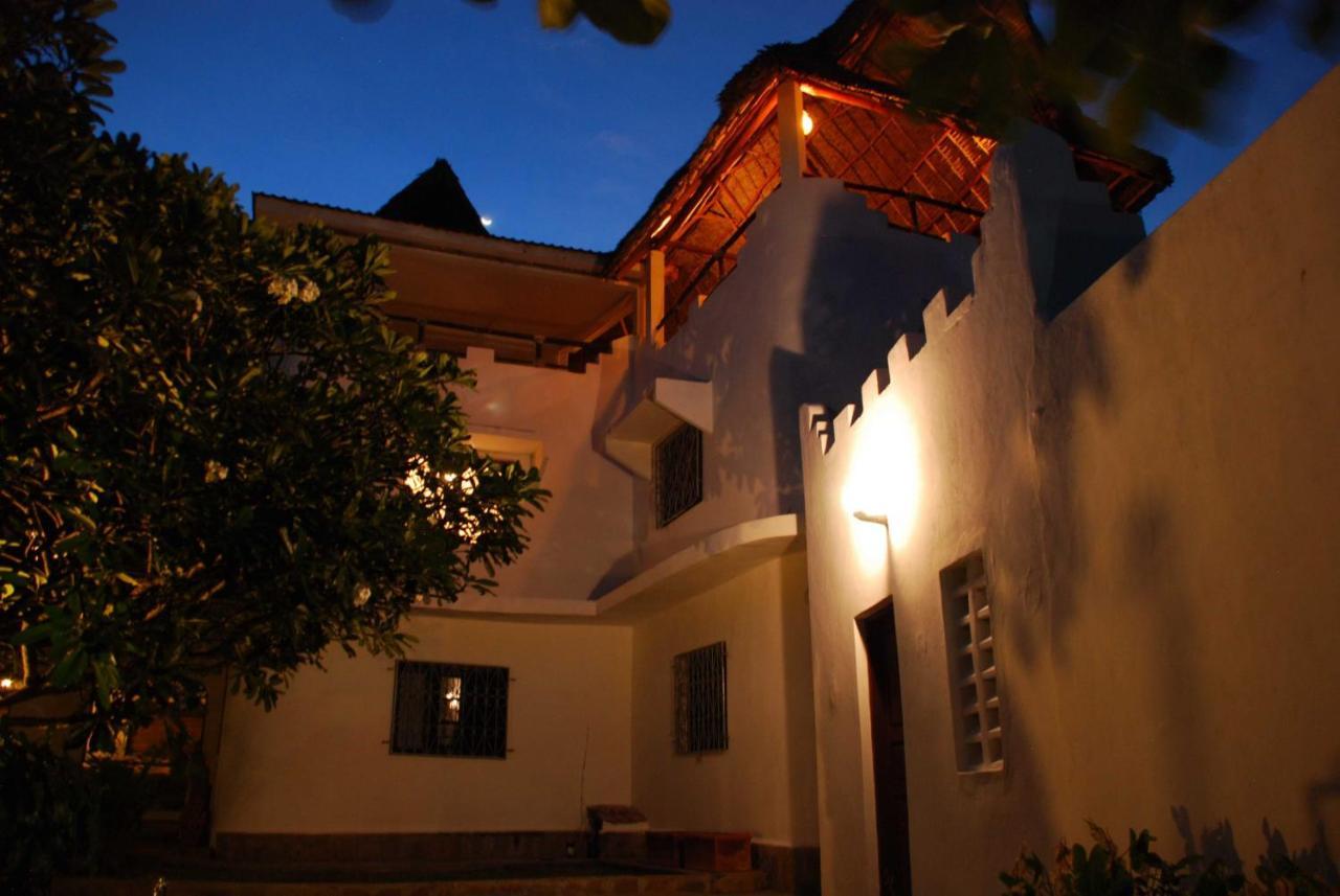 Pashmina House Bed & Breakfast Watamu Ngoại thất bức ảnh