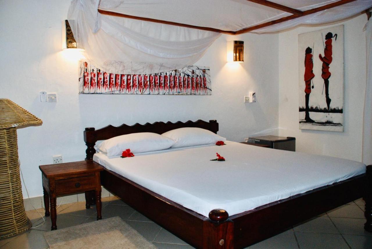 Pashmina House Bed & Breakfast Watamu Ngoại thất bức ảnh